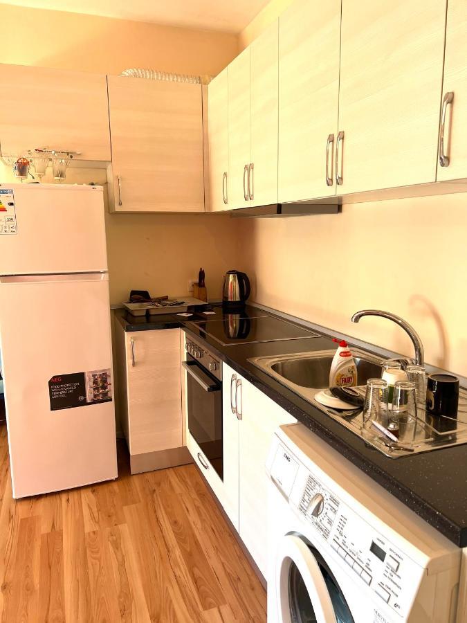 Blue City Apartment Драч Екстериор снимка