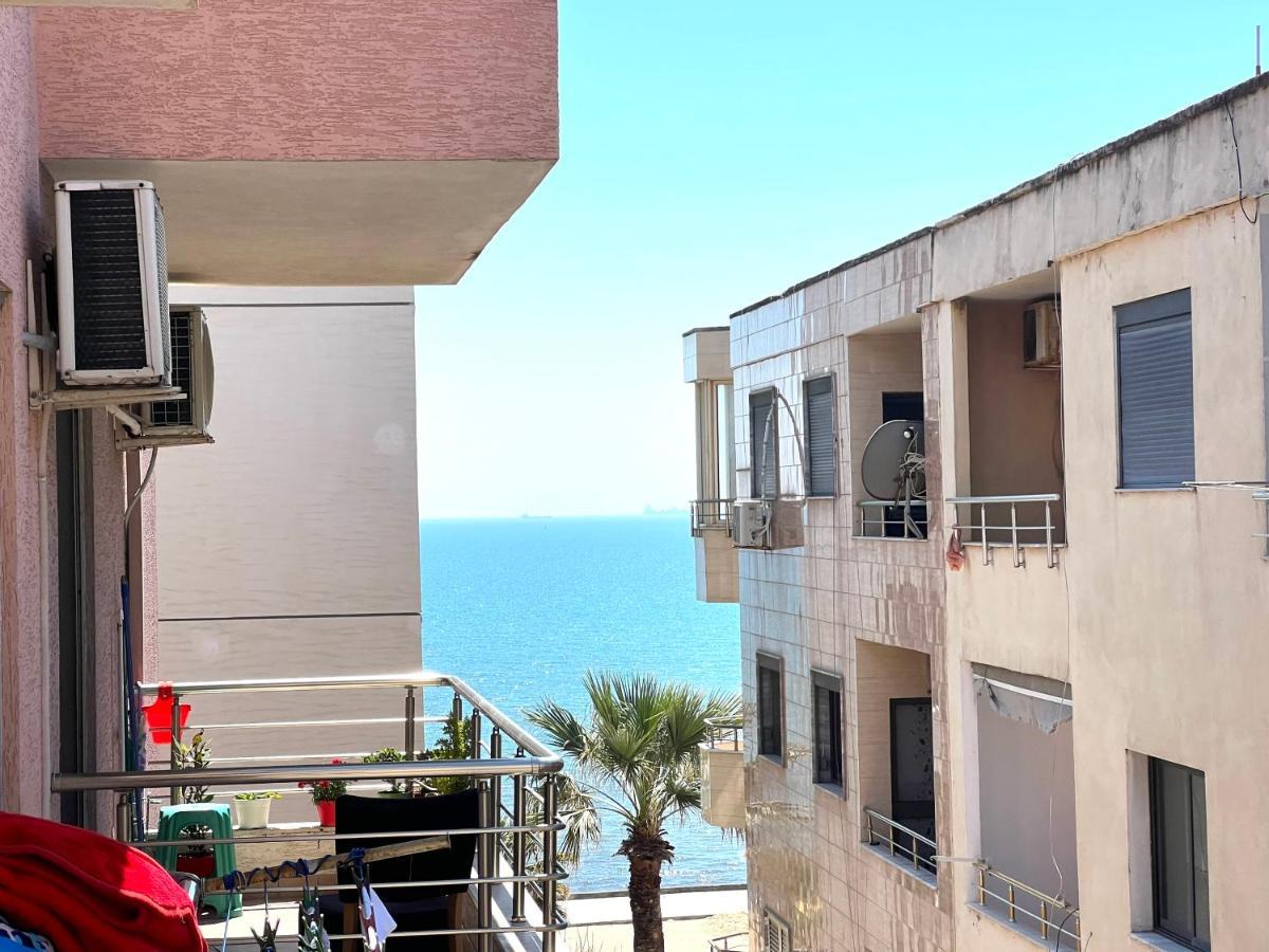 Blue City Apartment Драч Екстериор снимка